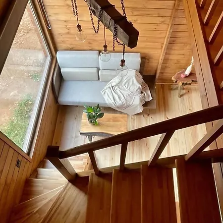 Mountain Eco Shelter 7