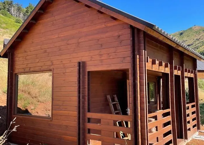 Mountain Eco Shelter 7