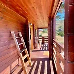 Mountain Eco Shelter 7 * Φουνκάλ