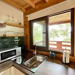 Mountain Eco Shelter 7 * Φουνκάλ